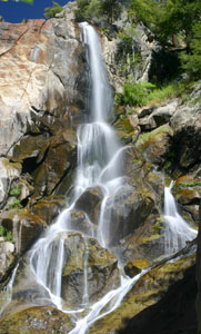 Grizzly Falls in Kings Canyon, California