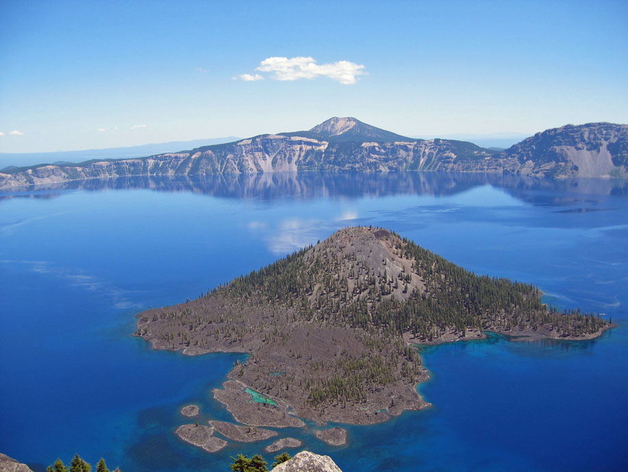 Wizard Island and deep blue Crater Lake from Watchman Overlook.